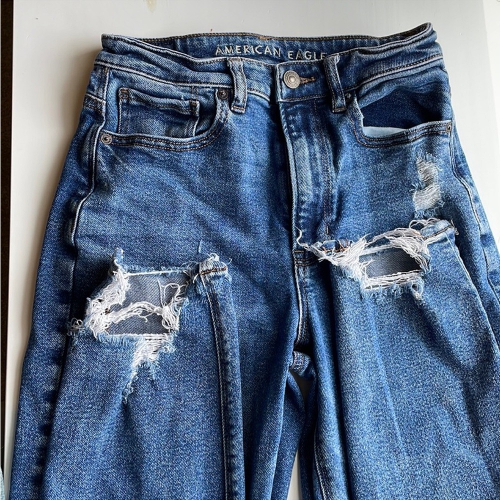 American eagle size 2 long highest rise mom jeans